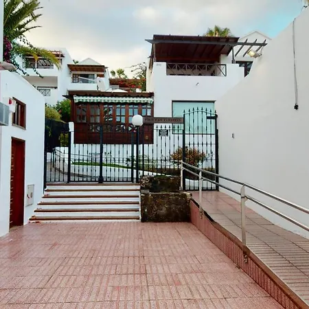 Primera Linea Playa Apartment *